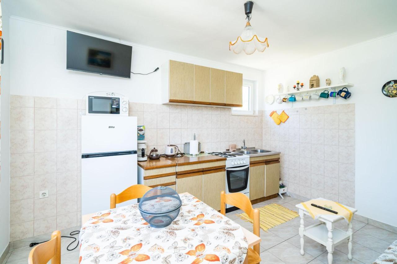 Apartment Laurel Leaf Lovorno Exterior foto